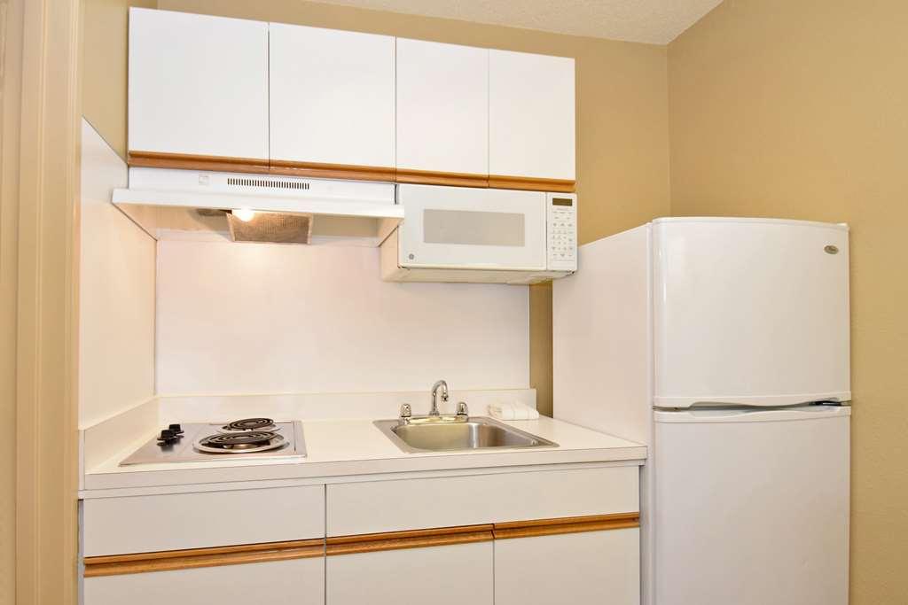 דורהאם Extended Stay America Select Suites - Raleigh - Research Triangle Park - Hwy 55 חדר תמונה